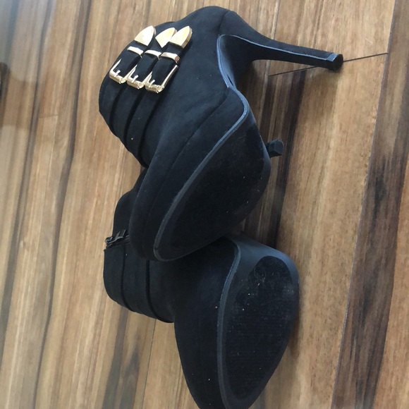 Booties - Picture 3 of 3